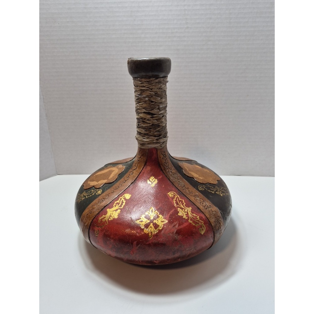 Vtg Italy Leather Covered Wine Bottle Decanter "Old World" Style Gold Scrollwork